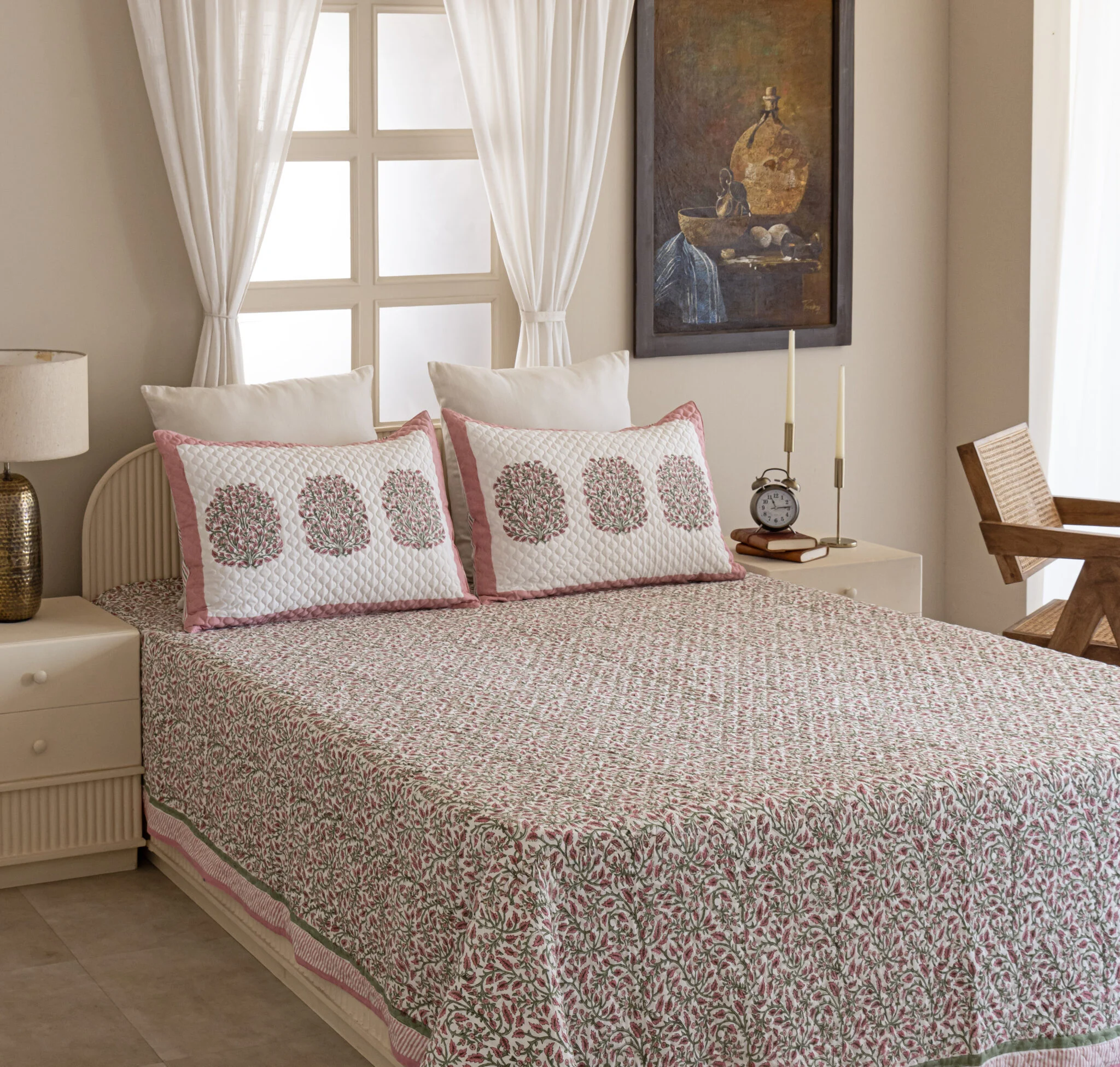 Gulabi Haze Quilted Bed Cover, hand block printed – view 2